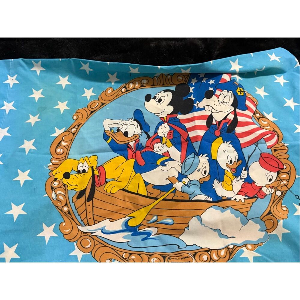 Walt Disney Vintage 1976 Bicentennial 1776 by Wamsutta RARE Twin sheets Sham
